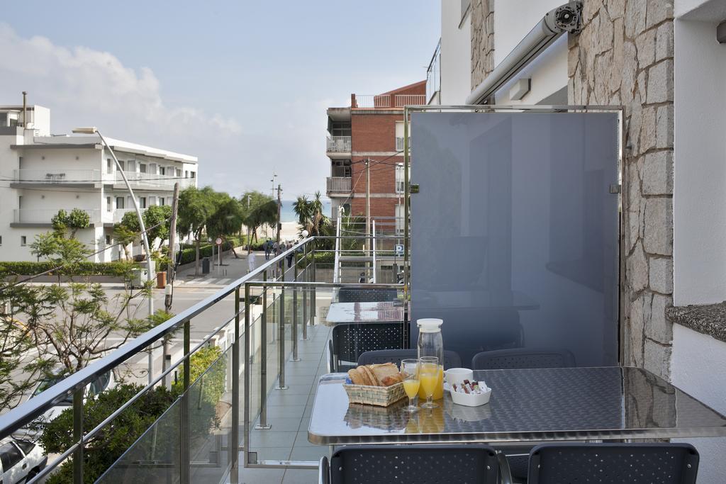 Apartamentos Castellmar Кастельдефельс Экстерьер фото