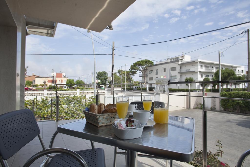 Apartamentos Castellmar Кастельдефельс Экстерьер фото